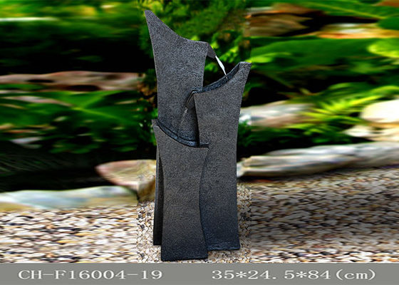 China A fonte exterior de três Roman Column ilumina o material de Polyresin fornecedor