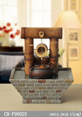 Fonte de água interna do Tabletop home de bambu da sala de visitas do armário da tevê da decoração de interiores com diodo emissor de luz fornecedor