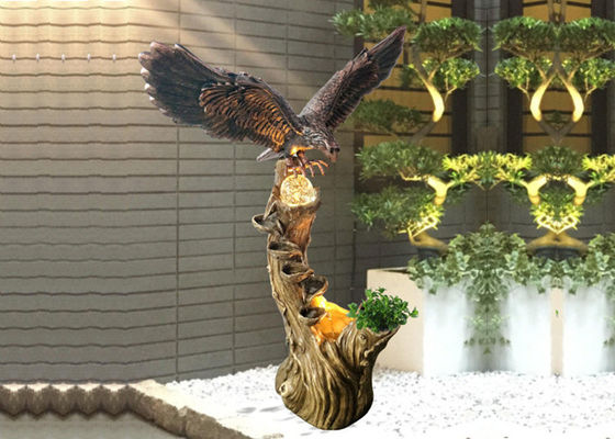 Fontes de água exteriores animais de gerencio de Eagle da bola fornecedor