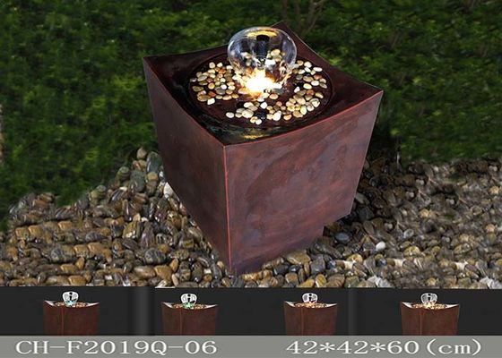 Fonte de água clara conduzida morna Brown dourado de Polyresin Delux fornecedor